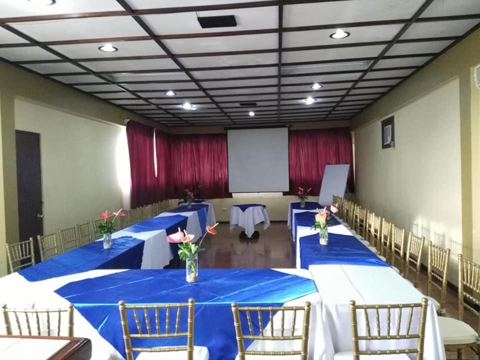 Hotel Wagelia Turrialba Exterior photo